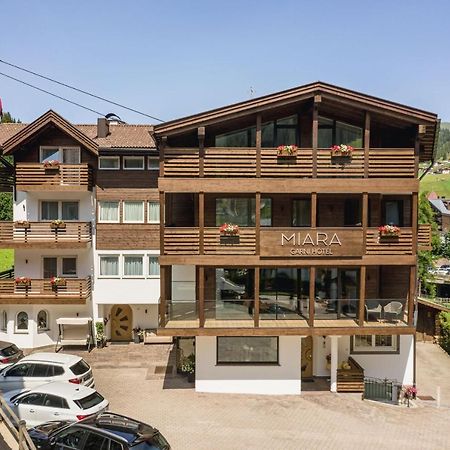Garni Hotel Miara - Your Dolomites Home Wolkenstein in Gröden Exterior foto