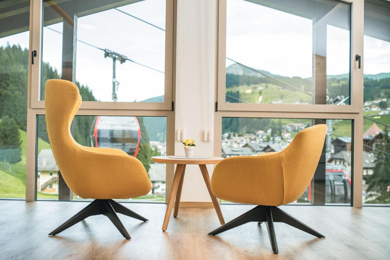 Garni Hotel Miara - Your Dolomites Home Wolkenstein in Gröden Exterior foto
